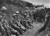 Royal Irish Rifles in een loopgraaf tijdens de Slag aan de Somme. (waarschijnlijk 1st Battalion, Royal Irish Rifles (25th Brigade, 8th Division)).